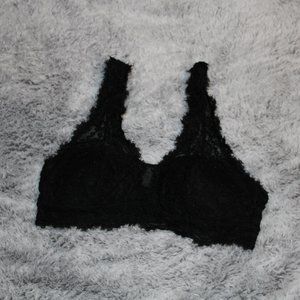 LAST CALL DONATING SOON. Aerie Bralette